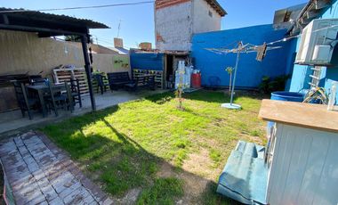 Casa en venta - 3 Dormitorios 1 Baño 1 Cochera - 200Mts2 - Ensenada [FINANCIADA]