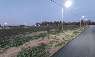 Venta Terreno Longchamps - Barrio 