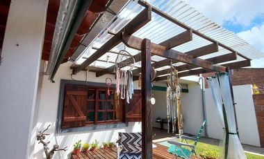 ¡Hermosa casa en zona tranquila de Mar de Ajo!