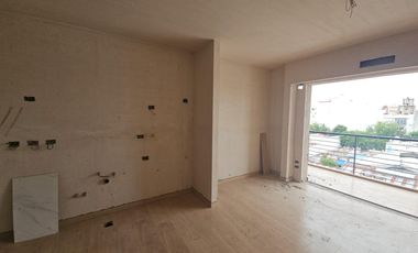 Venta Departamento 2 Ambientes con Balcón en Santa Rita