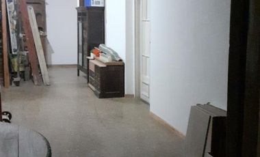 Casa en venta - 4 Dormitorios 1 Baño - 650Mts2 - Quilmes