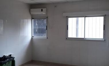 Excelente Depósito con amplias oficinas - Apto Puente Grua. Panamericana km. 37, Benavidez