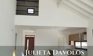 Casa 4 ambientes en Santo Tomás