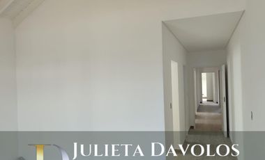 Casa 4 ambientes en Santo Tomás