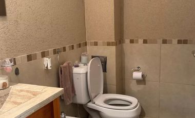 Dúplex en venta - 3 Dormitorios 3 Baños - Cochera - 320Mts2 - Ituzaingó