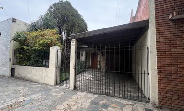 Venta de Casa 4 ambientes con cochera en Wilde