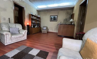 Venta de Casa 4 ambientes con cochera en Wilde