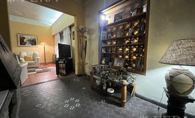 Venta de Casa 4 ambientes con cochera en Wilde