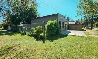 Local en esquina sobre importante calle de Fisherton Residencial
