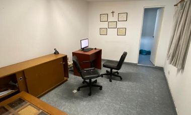 Casa 4 ambientes en venta en Castelar Norte