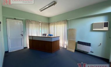 Casa 4 ambientes en venta en Castelar Norte