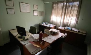 Casa 4 ambientes en venta en Castelar Norte