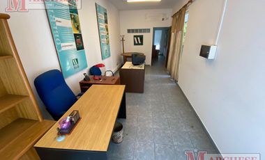 Casa 4 ambientes en venta en Castelar Norte