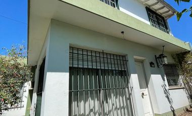 Casa 4 ambientes en venta en Castelar Norte