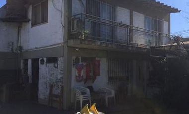 Casa en amplio lote