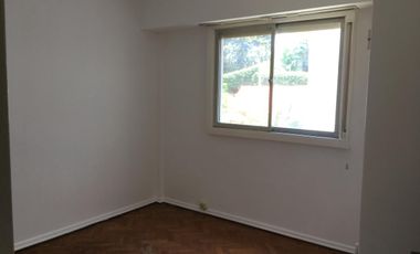 EXCELENTE UBICACION   2 AMBIENTES  38M2 MUY  LUMINOSO
