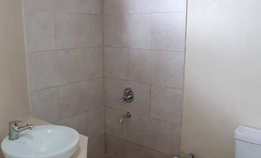 Impecable Casa en Venta en Plumerillos al 1500 en Boulogne con 3 Dormitorios, Pileta y Parrilla