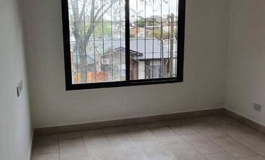 Impecable Casa en Venta en Plumerillos al 1500 en Boulogne con 3 Dormitorios, Pileta y Parrilla