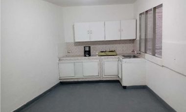 Casa local para la Venta área 130 mts,  sector La America con San Juan