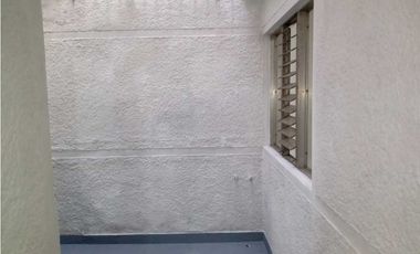 Casa local para la Venta área 130 mts,  sector La America con San Juan