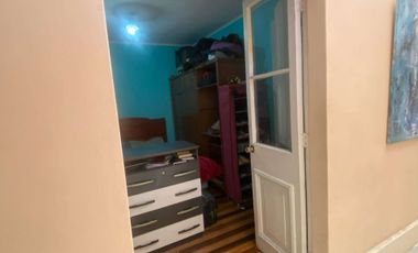 ¡Imperdible Venta! Casa de 4 Dormitorios en Santiago.