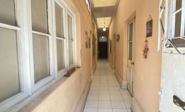 ¡Imperdible Venta! Casa de 4 Dormitorios en Santiago.