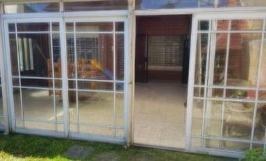 Casa en venta - 4 dormitorios 4 baños  - Cochera - Quilmes Oeste