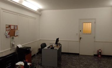 Venta de oficina en zona Microcentro