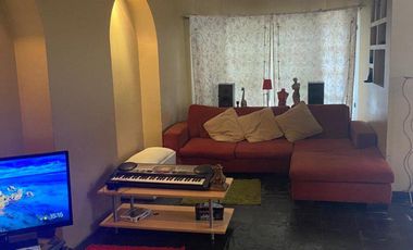 Casa en venta - Lomas de Zamora (Intendente Távano 337)