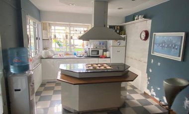 Casa en venta - Lomas de Zamora (Intendente Távano 337)