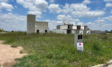 Tres Gracias - Lote de 483 m2 - Frente a la Plaza
