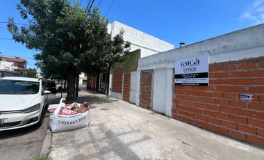 VENDO TERRENO IDEAL PARA GALPON O LOCAL COMERCIAL - BARRIO LAS AVENIDAS