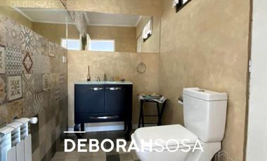 Casa en Venta 5 ambientes con Espejo de Agua una Planta - El Cantón