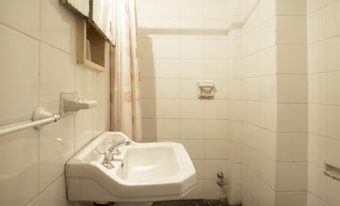 Departamento con vista al parque Thays y cochera