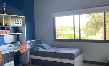 Casa en  venta Al Golf San Isidro Labrador