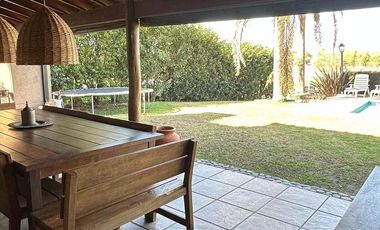 Casa en  venta Al Golf San Isidro Labrador