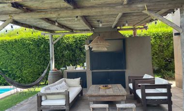 Casa en  venta Al Golf San Isidro Labrador