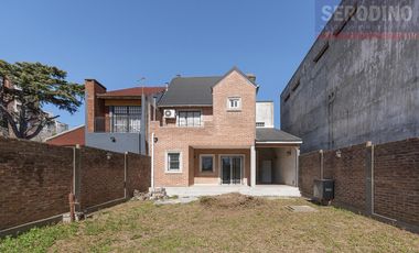 Casa en Bernal Este