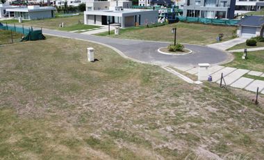 Venta - Lote en La Alameda