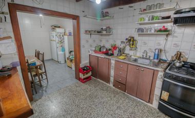 Casa 2 dormitorios- 2 baños-garage en venta en Ringuelet, La Plata