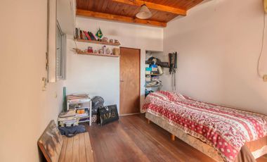 Casa 2 dormitorios- 2 baños-garage en venta en Ringuelet, La Plata