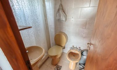 Casa 2 dormitorios- 2 baños-garage en venta en Ringuelet, La Plata