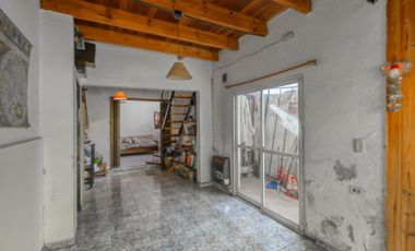 Casa 2 dormitorios- 2 baños-garage en venta en Ringuelet, La Plata