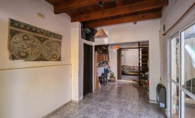 Casa 2 dormitorios- 2 baños-garage en venta en Ringuelet, La Plata