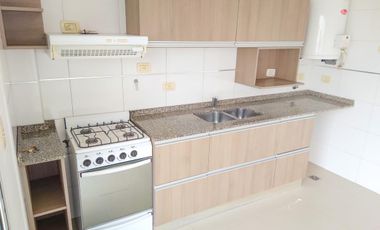 Venta Departamento Lanús Oeste al Frente 2 ambientes con Toilette