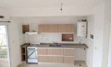 Venta Departamento Lanús Oeste al Frente 2 ambientes con Toilette