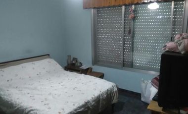 Casa - Burzaco