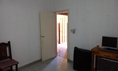 Casa en venta - 3 Dormitorios 2 Baños - Cochera - 289Mts2 - Florencio Varela
