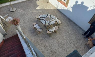 Casa en venta - 3 Dormitorios 2 Baños - Cochera - 289Mts2 - Florencio Varela