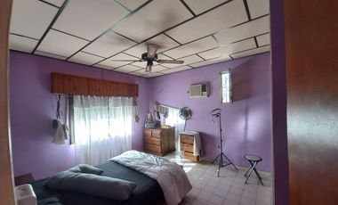 Casa en venta - 3 Dormitorios 2 Baños - Cochera - 289Mts2 - Florencio Varela